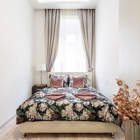 Kiraly 35 Luxury Apartment With Free Parking Budapest Ngoại thất bức ảnh