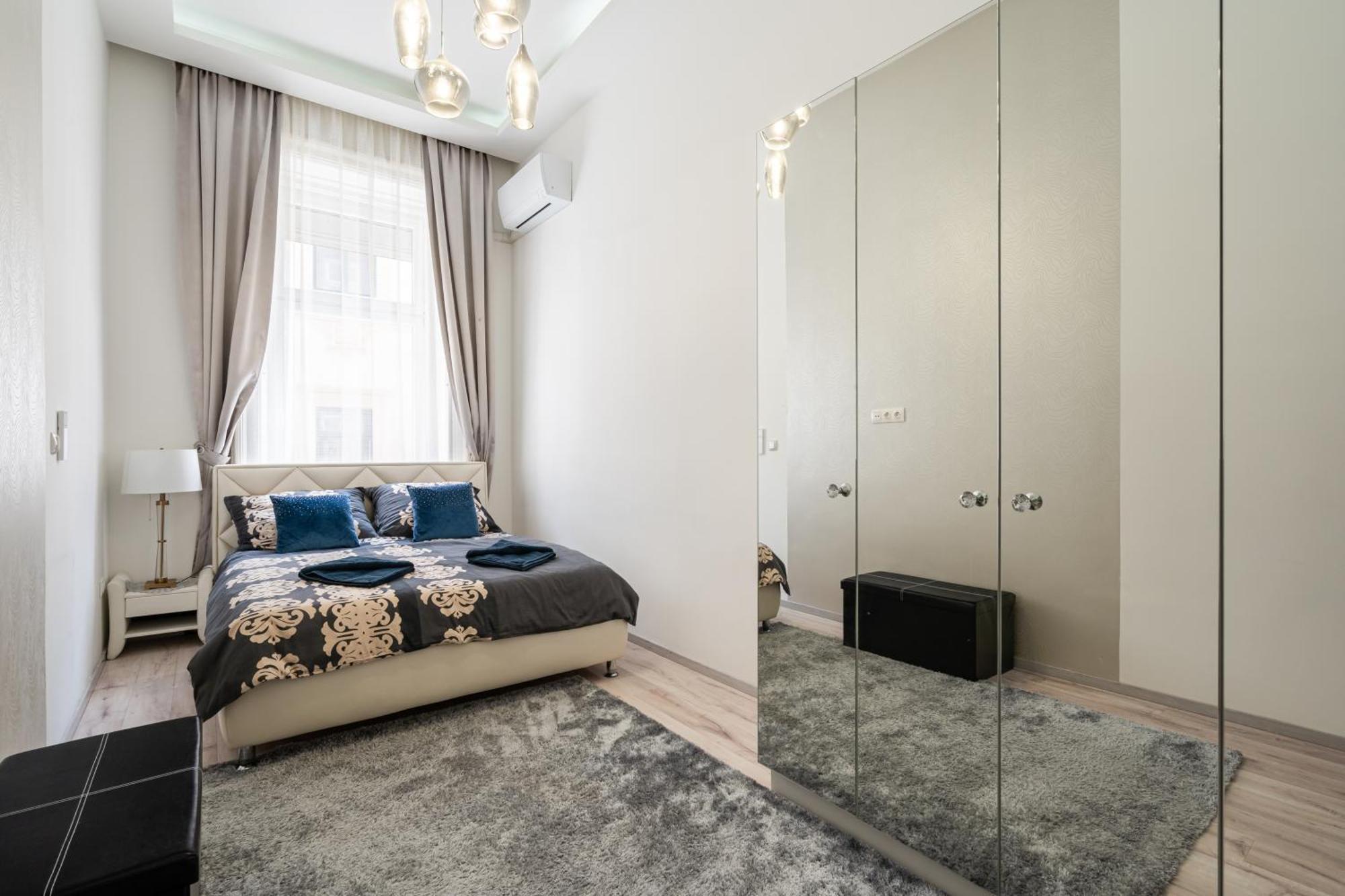 Kiraly 35 Luxury Apartment With Free Parking Budapest Ngoại thất bức ảnh