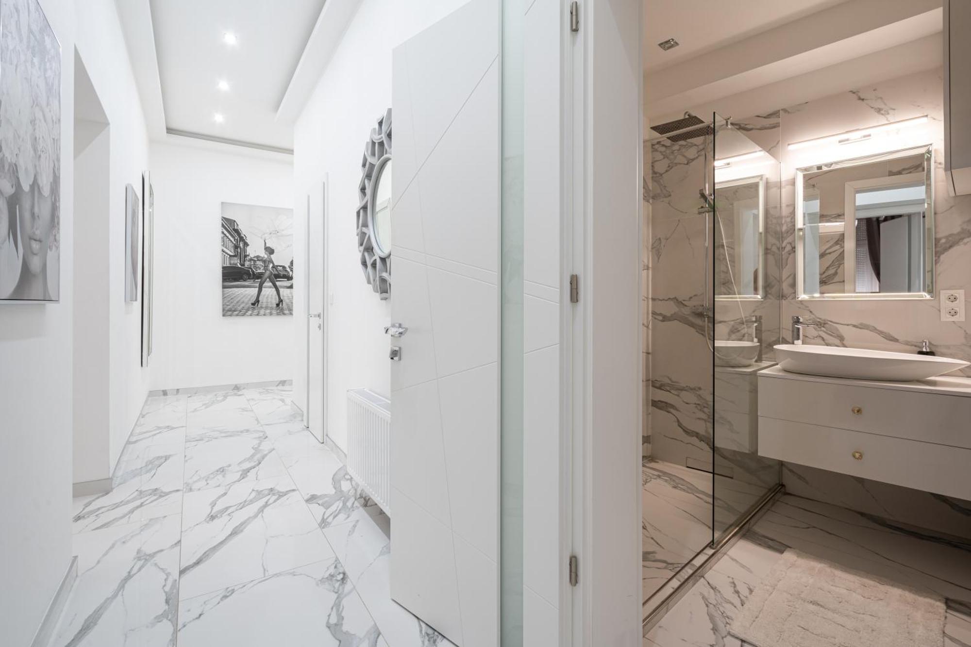 Kiraly 35 Luxury Apartment With Free Parking Budapest Ngoại thất bức ảnh
