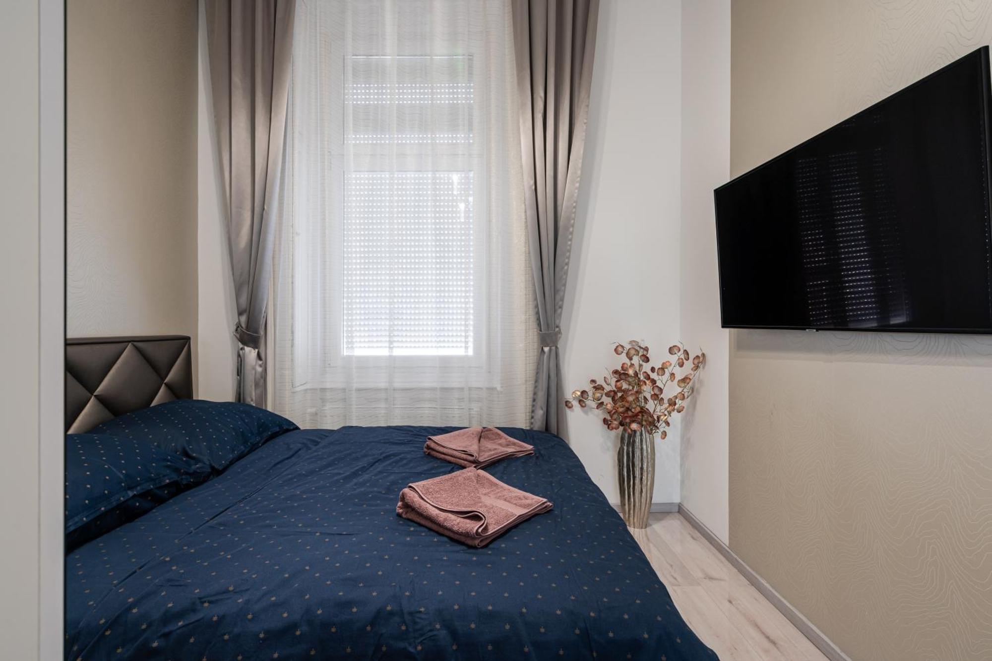 Kiraly 35 Luxury Apartment With Free Parking Budapest Ngoại thất bức ảnh