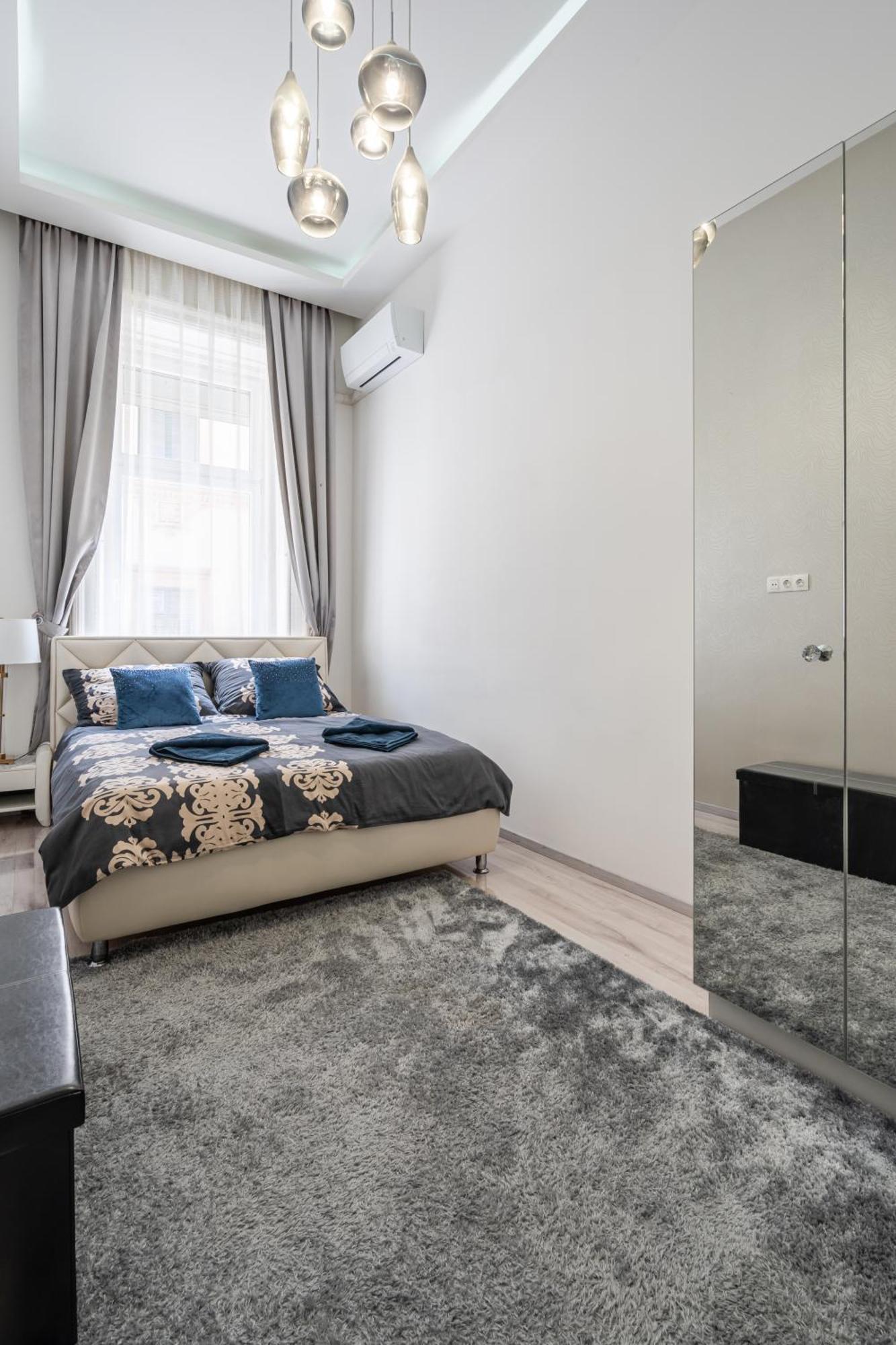 Kiraly 35 Luxury Apartment With Free Parking Budapest Ngoại thất bức ảnh