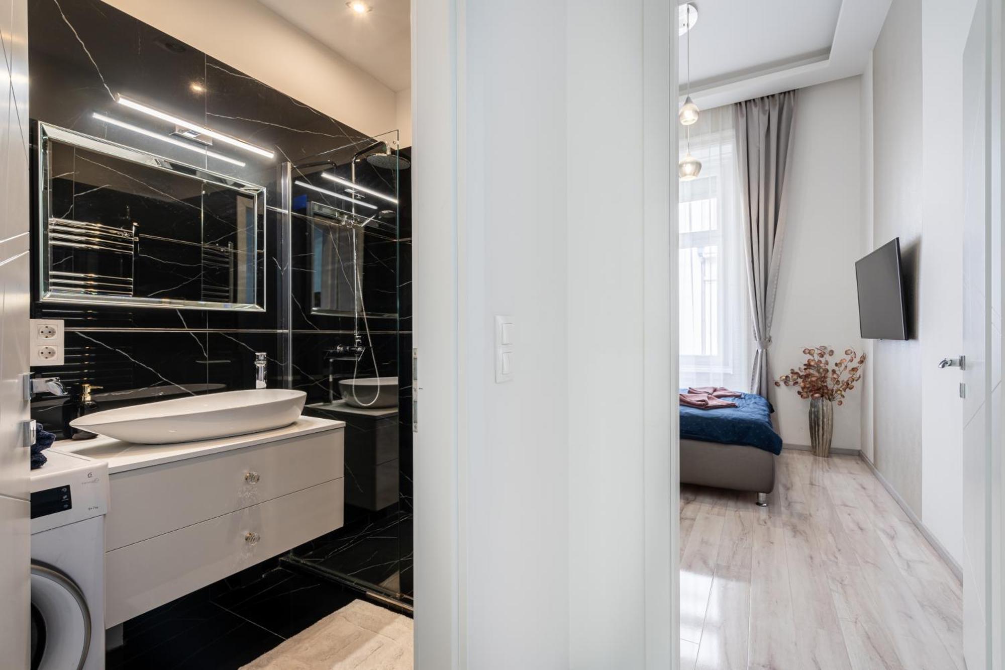 Kiraly 35 Luxury Apartment With Free Parking Budapest Ngoại thất bức ảnh